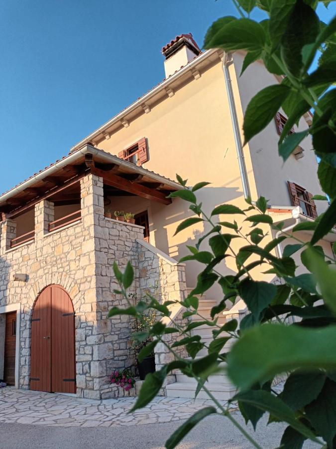 Guesthouse Marija Potpićan 외부 사진
