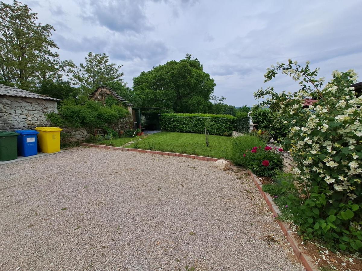Guesthouse Marija Potpićan 외부 사진